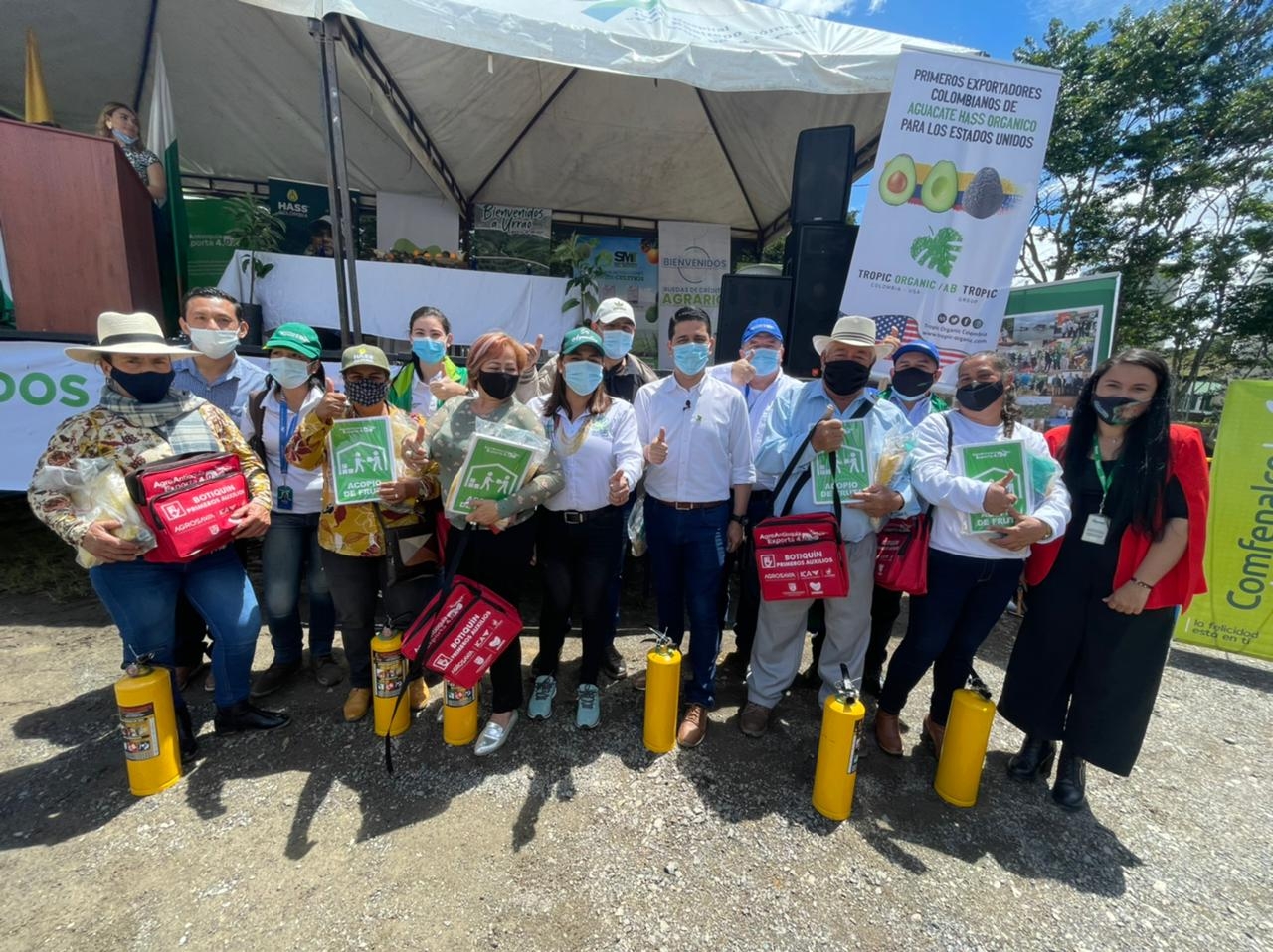 El proyecto Agro Antioquia Exporta 4.0 entregó implementos, señalética y botiquines de primeros auxilios en el Suroeste antioqueño.