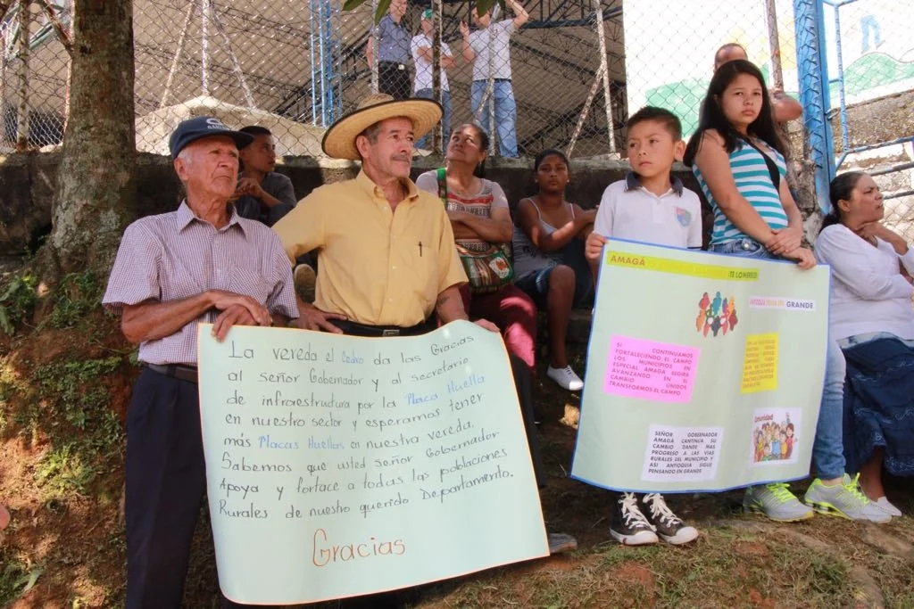 Trabajar por la dignificación del campesino es un compromiso entre la Gobernación de Antioquia y la Alcaldía de Venecia