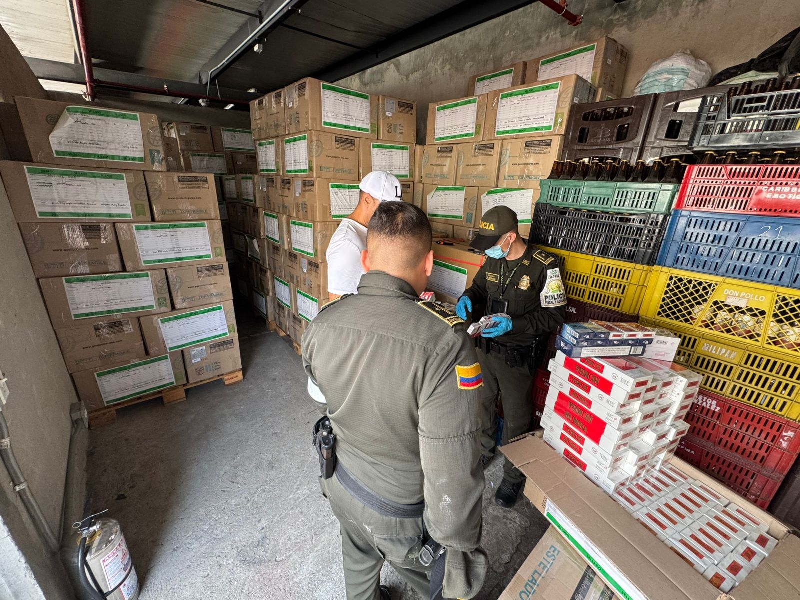 Antioquia es anticontrabando: en manos de la Policía Fiscal y Aduanera quedó la mercancía de contrabando incautada entre julio y diciembre de 2024