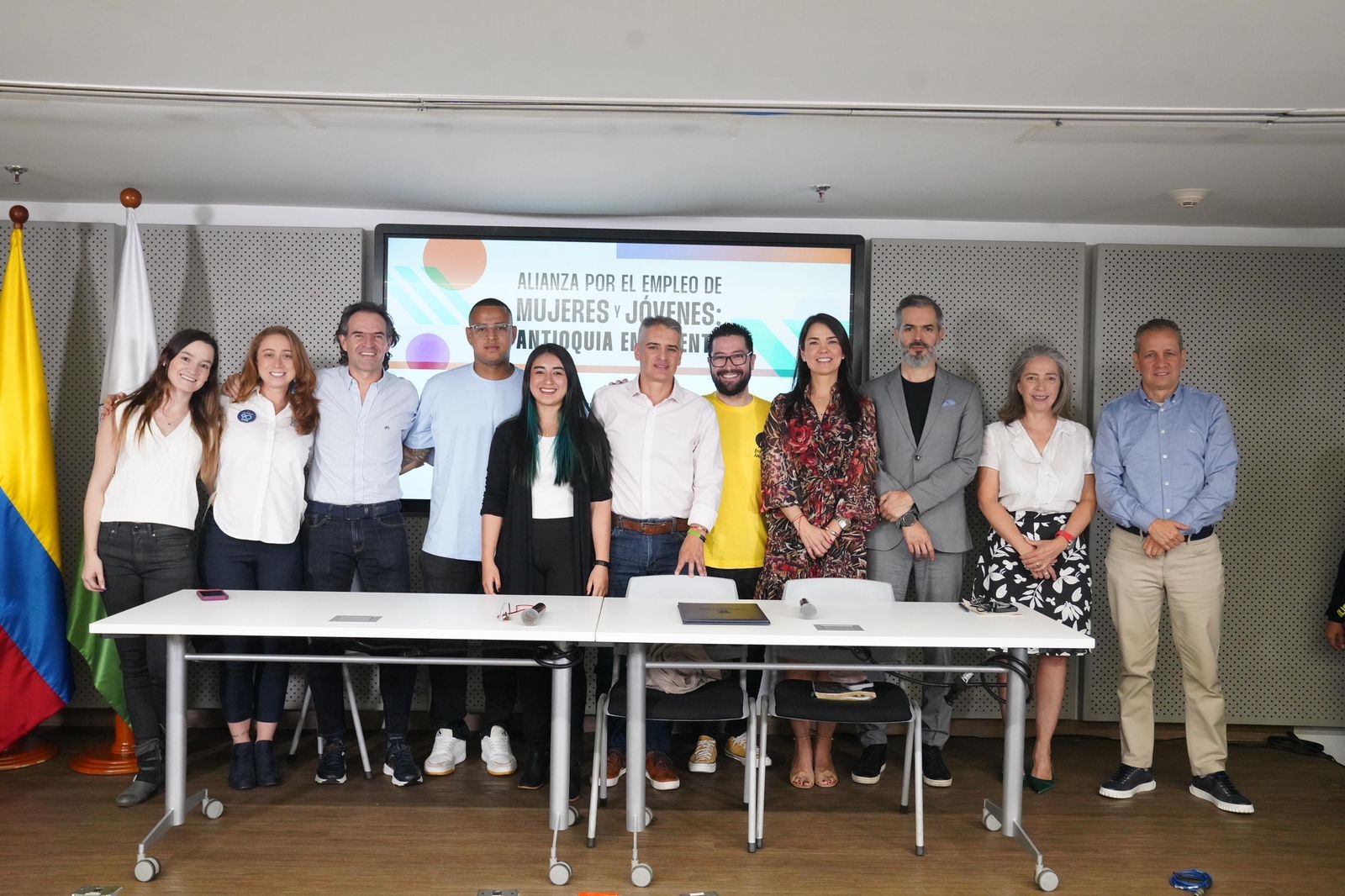 Alianza por el empleo de mujeres y jóvenes conectará a más de 3.000 personas con oportunidades laborales