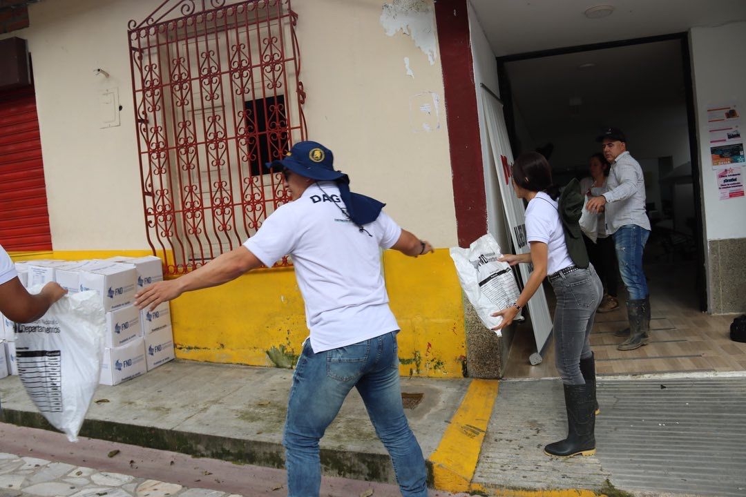 Dagran presente en Cisneros, San Roque y Andes para entregar ayudas humanitarias y brindar atención técnica y psicosocial