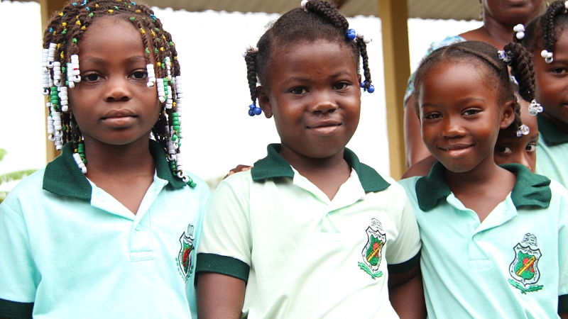 Niñas y niños de Antioquia van más seguros a estudiar