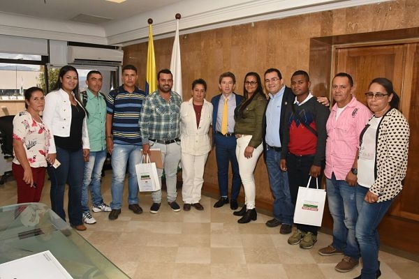 Alcalde y concejales de Toledo se tomaron un Café con el Gobernador