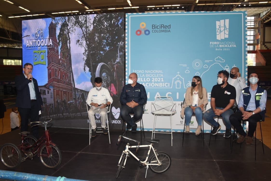 "Promover el uso de la bicicleta como movilidad sostenible, es uno de los objetivos del Plan de Desarrollo Unidos por la Vida", Gobernador (e) de Antioquia