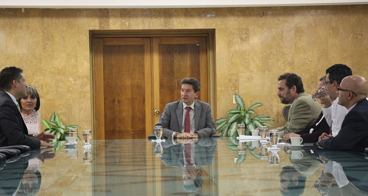 Argentina y Antioquia se unen para pensar en grande por un trabajo digno en el campo