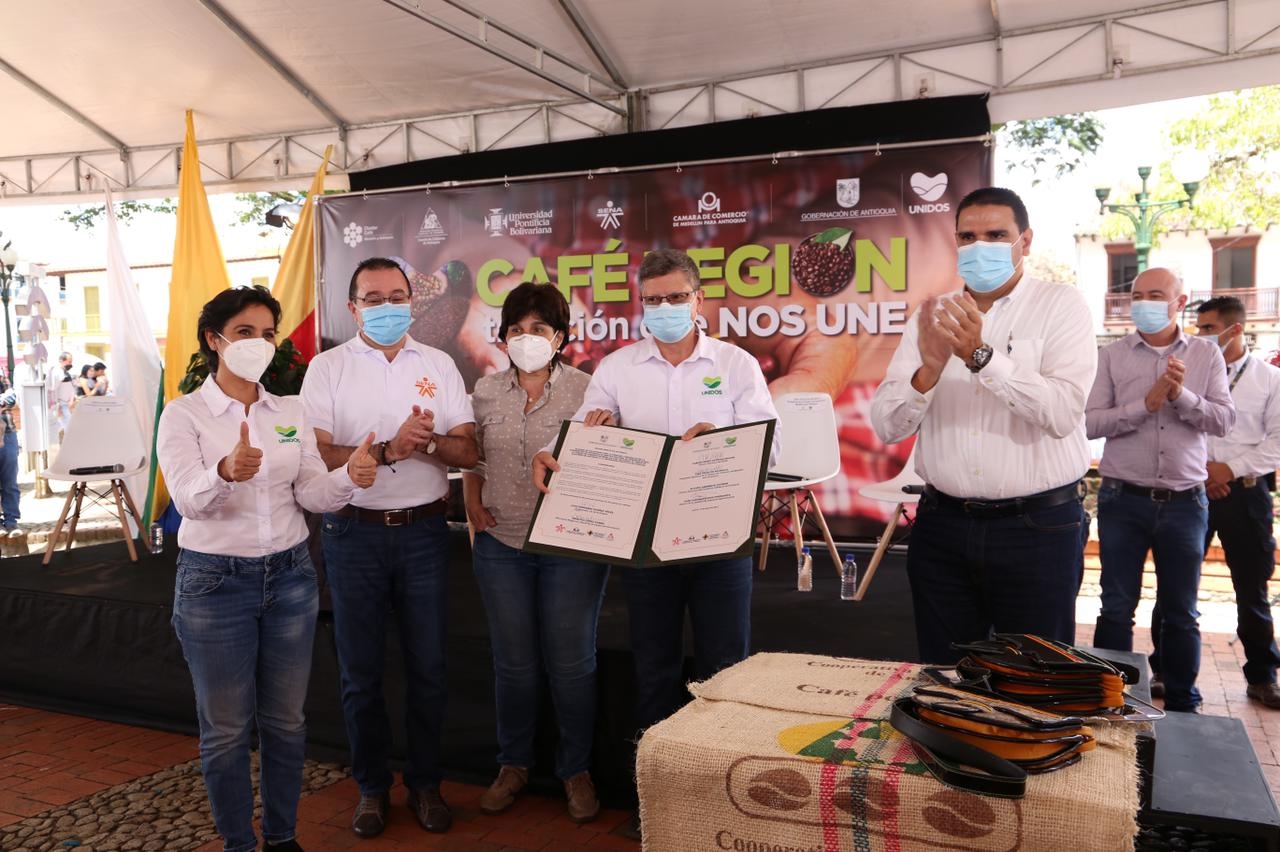 “La reactivación económica del sector cafetero es vital para Antioquia”