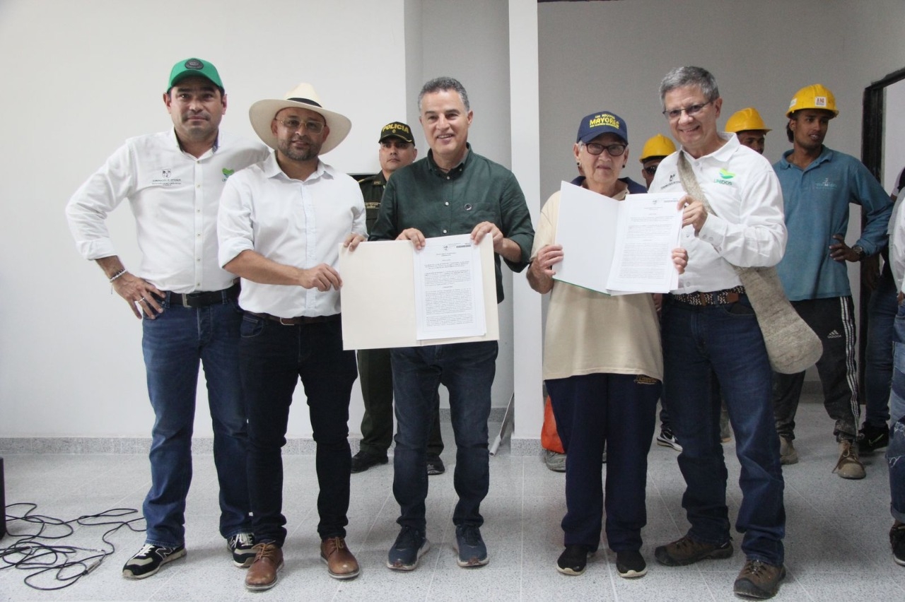 En Vegachí avanzan las obras para la vida y la equidad