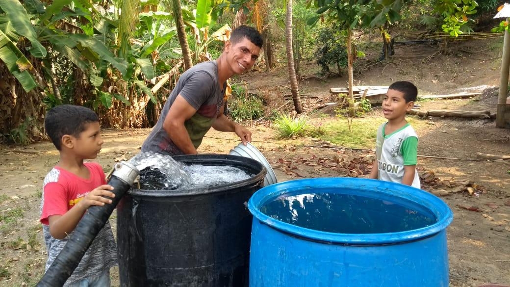 Más de 200 mil personas de 10 municipios antioqueños están recibiendo agua potable a través de carrotanques: director del Dapard