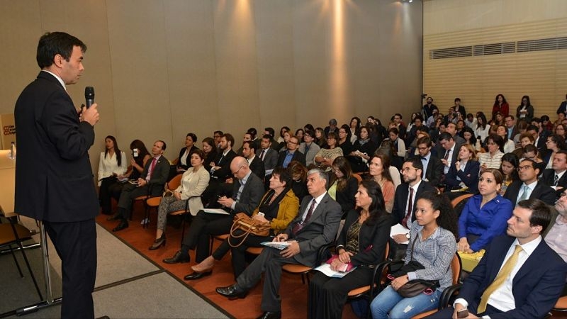 APC destaca labor de MANÁ