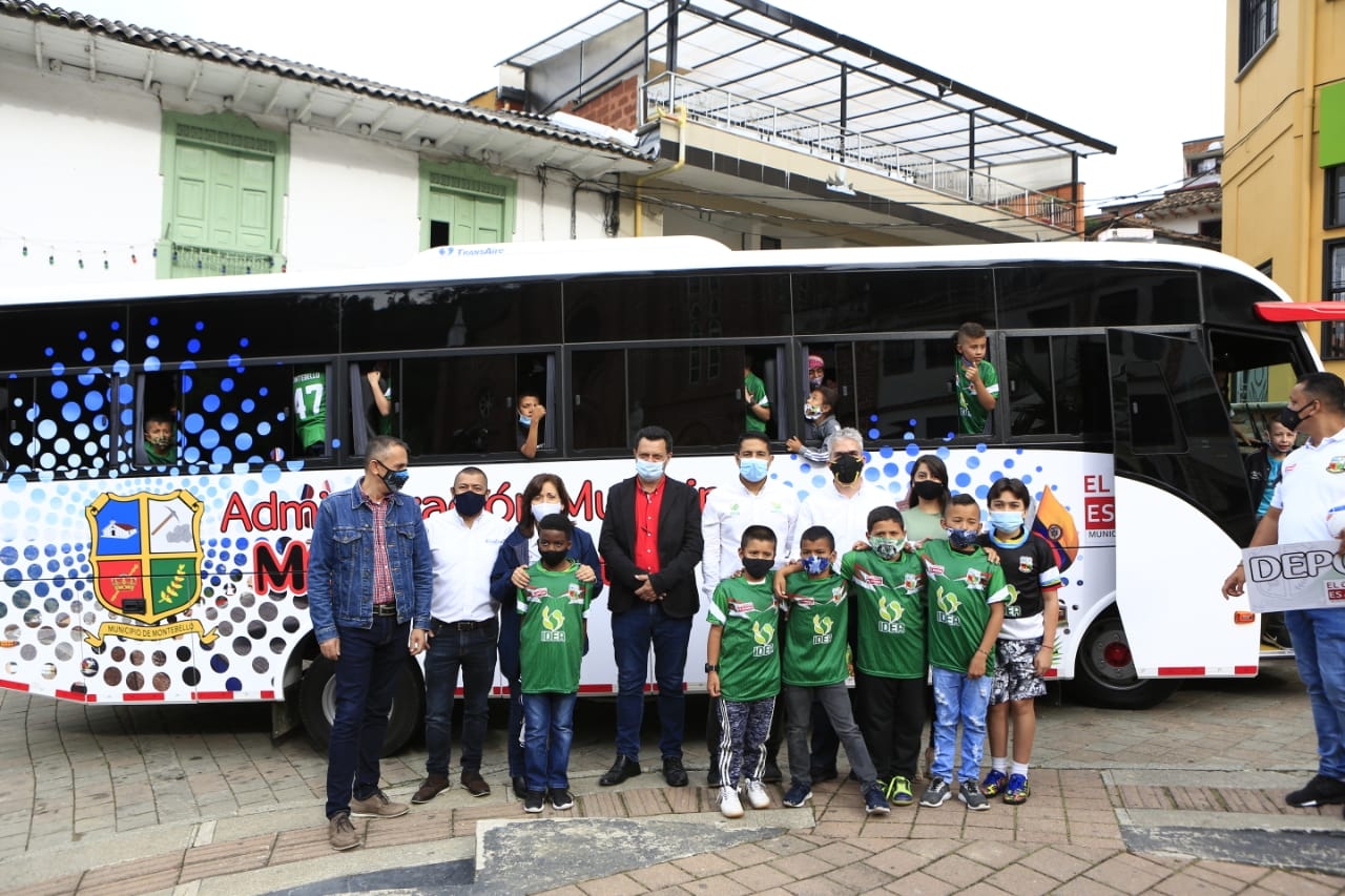 Departamento de Antioquia invertirá más de $16.450 millones de pesos en la cofinanciación del transporte escolar para estudiantes de 115 municipios no certificados