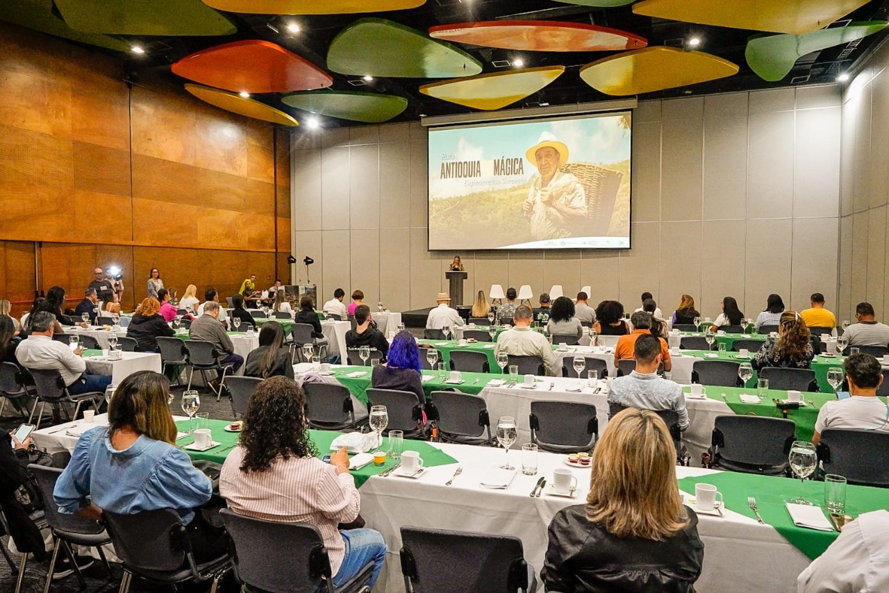 La Gobernación de Antioquia hizo el lanzamiento de las nuevas Rutas Turísticas de Urabá y Suroeste