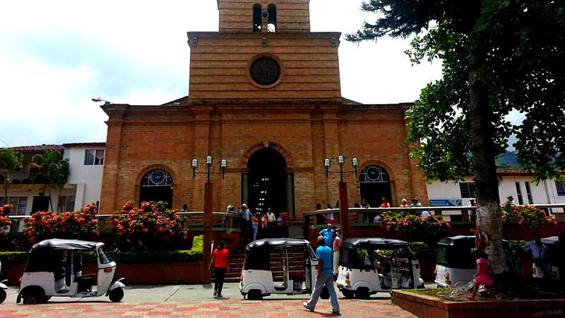 Estudiantes de la vereda Filo de los Arboledas, en Ebéjico,  reiniciaron sus clases