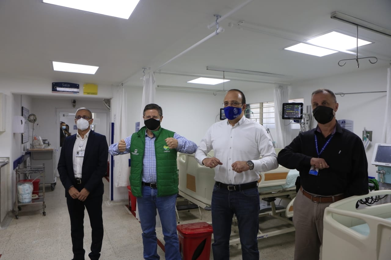 Gobernador de Antioquia (e) visitó la ESE Hospital San Rafael de Itagüí para conocer su ampliación de UCI