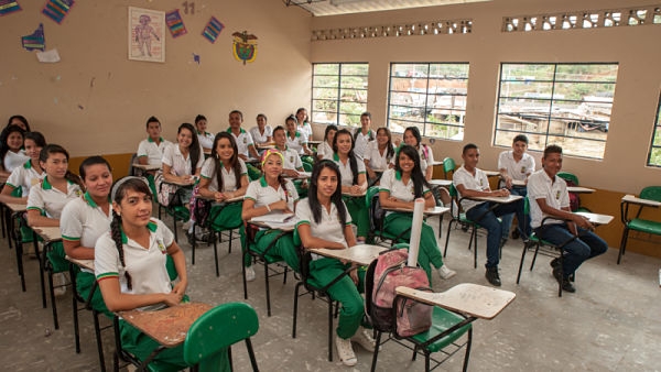 Gobierno Departamental pide excluir el sector educativo de la problemática minera del Nordeste